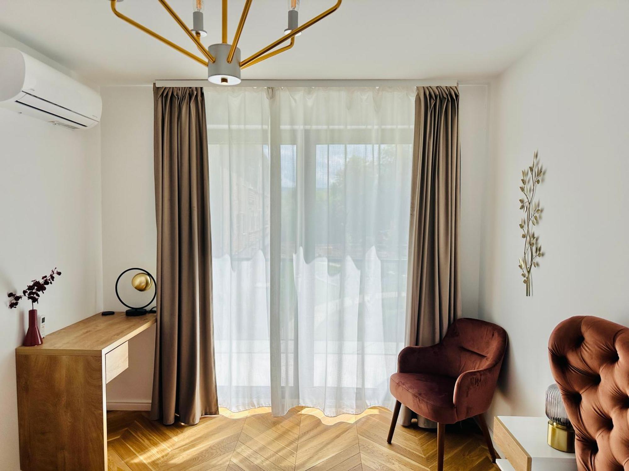 Bel Dom - The Central, Spacious 2 Rooms Luxury Apartment 克卢日-纳波卡 外观 照片
