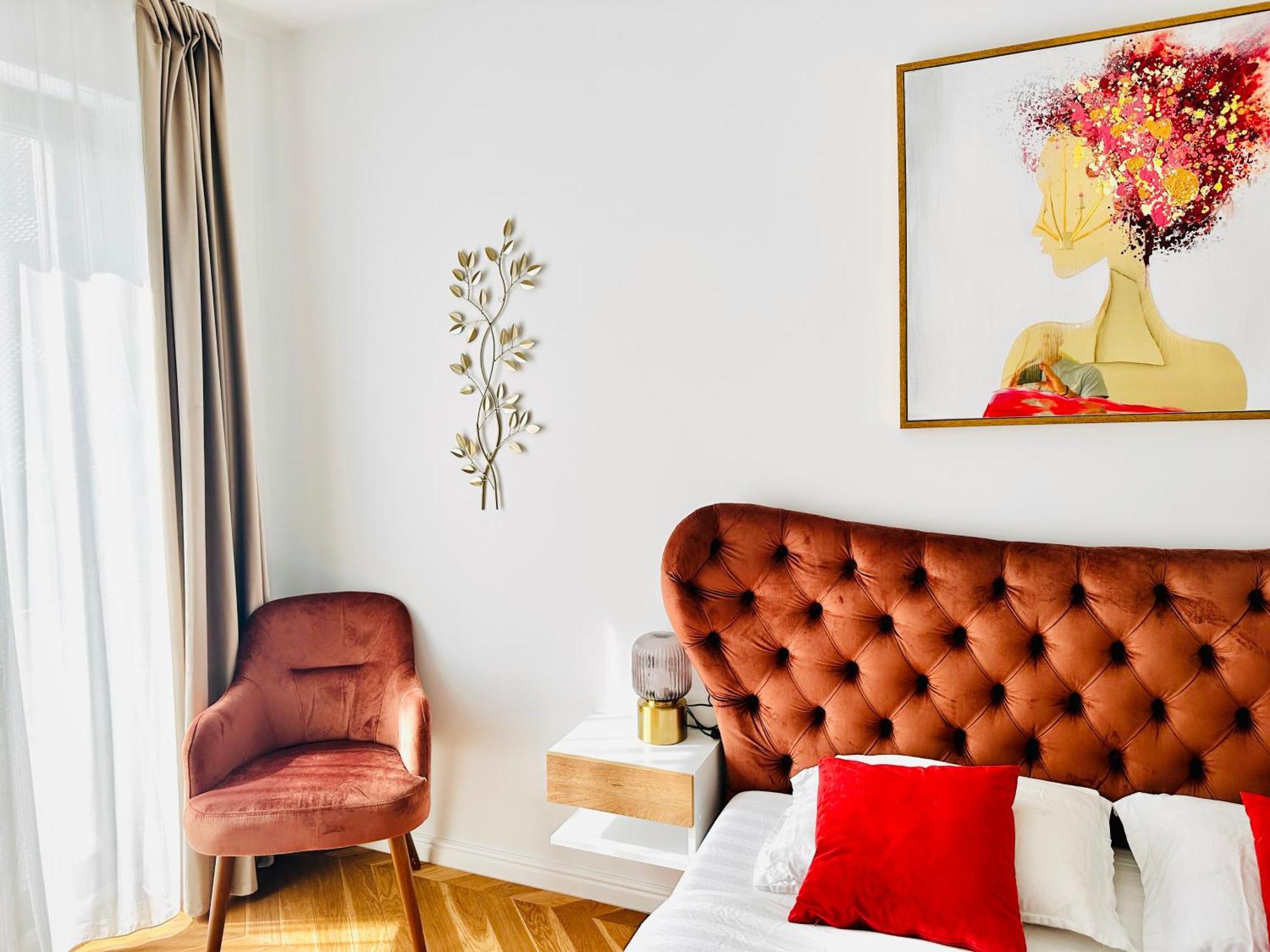 Bel Dom - The Central, Spacious 2 Rooms Luxury Apartment 克卢日-纳波卡 外观 照片